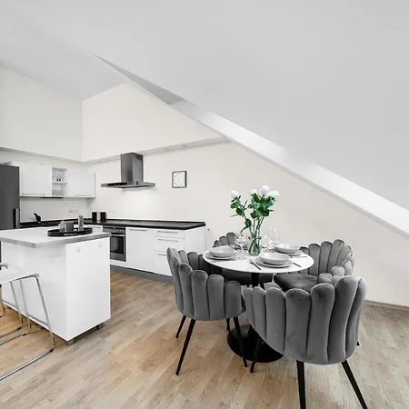 Old Town With Underground Parking Apartment Kaunas