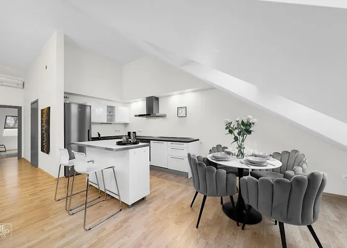 Appartement Old Town With Underground Parking Kaunas